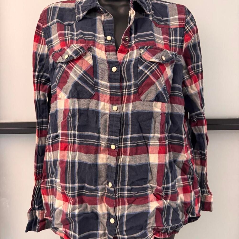 Forever 21 Red, Navy & Cream Plaid Shirt – Size M